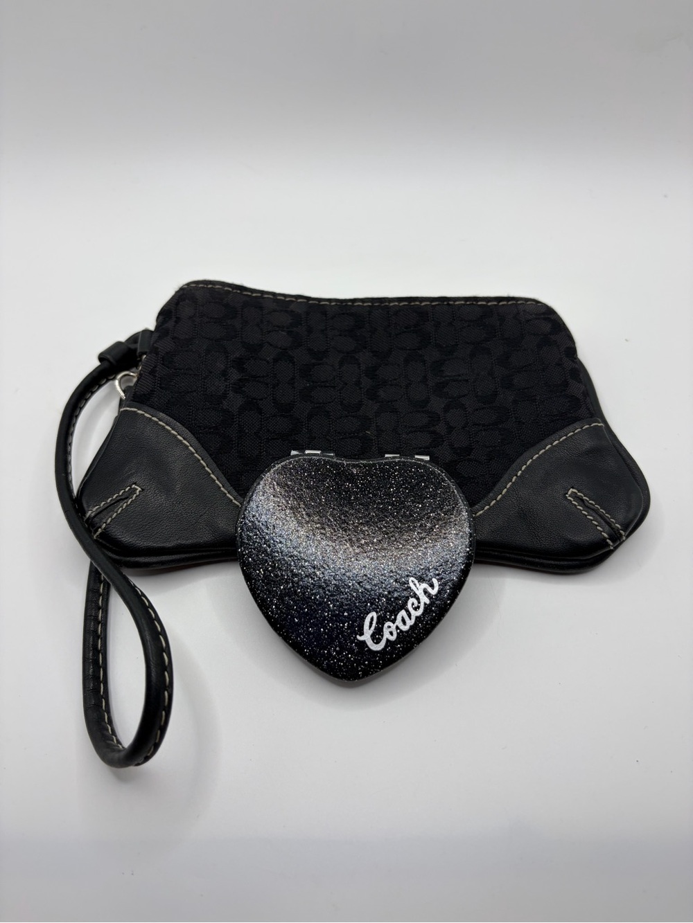 Coach Black Signature Wristlet with Glitter Heart Compact Mirror *Mirror is new*
